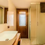 Nyaraló Ca' Il Nido By Interhome Domaso