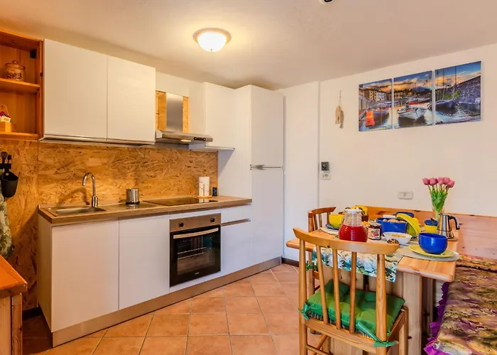 Casa de Férias Ca' Il Nido By Interhome Domaso